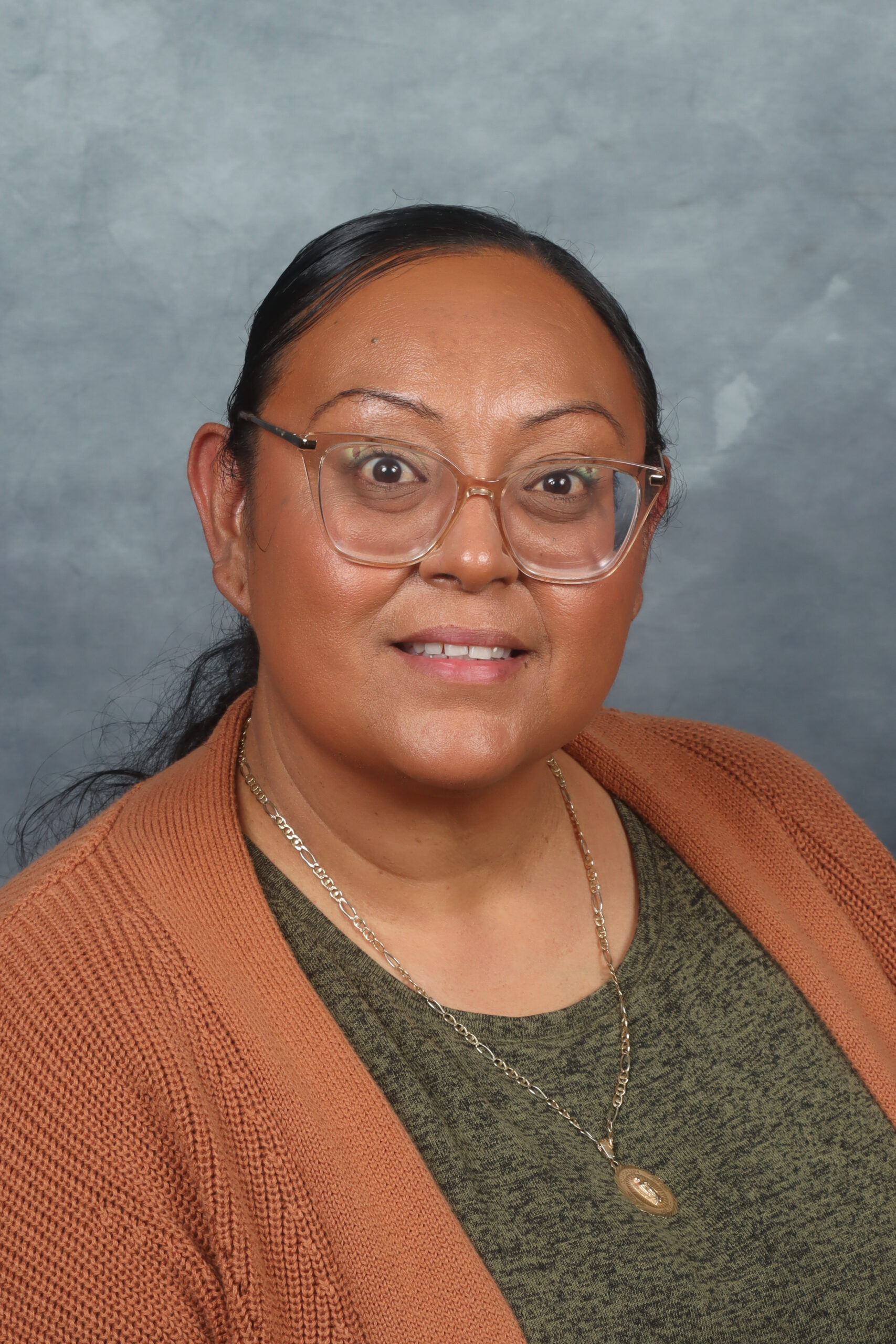 Ms. Cruz Ofelia Lopez